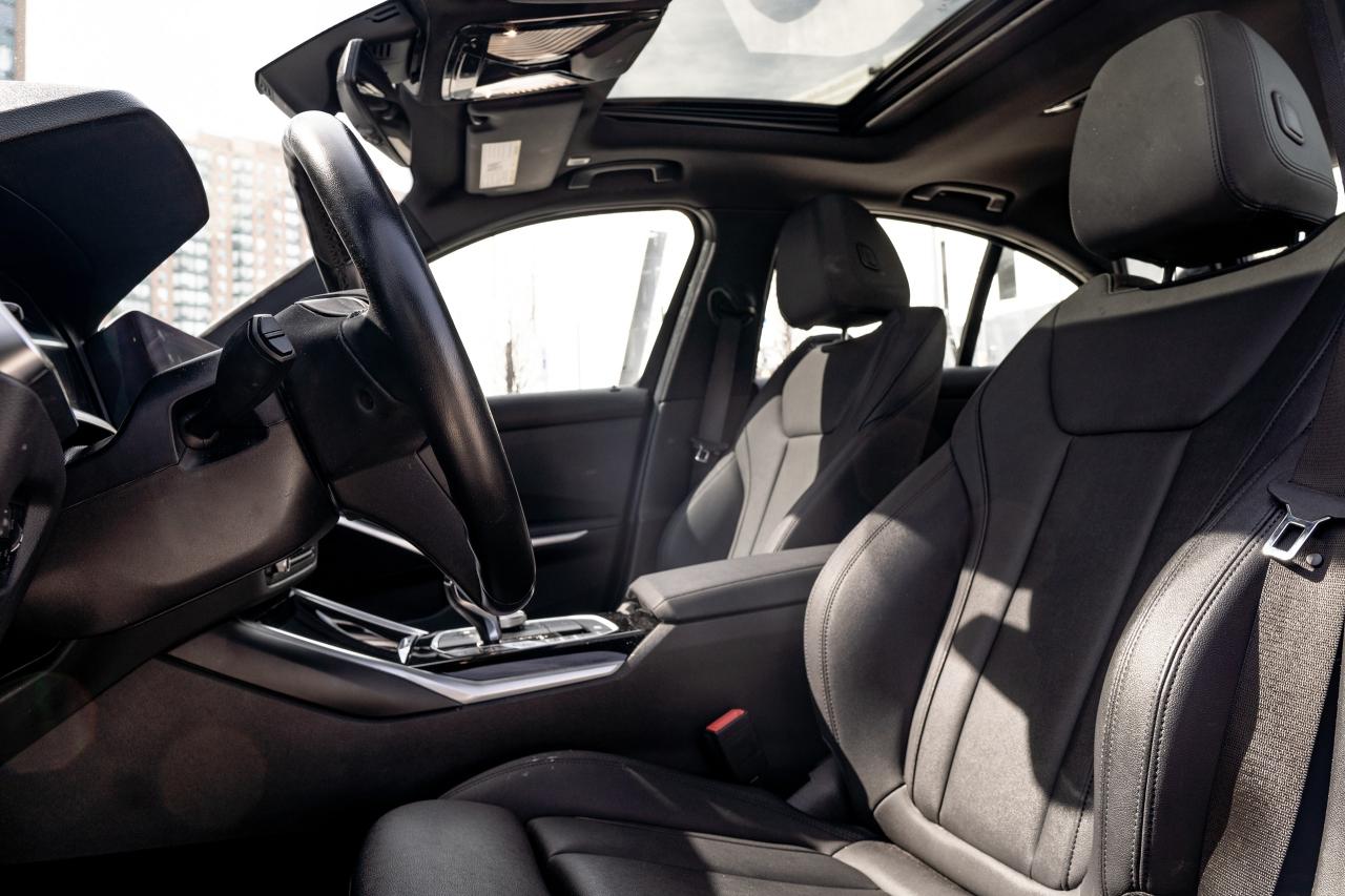 2022 BMW 3 Series 330i xDrive | NO ACCIDENTS | CLEAN CARFAX | - Photo #8