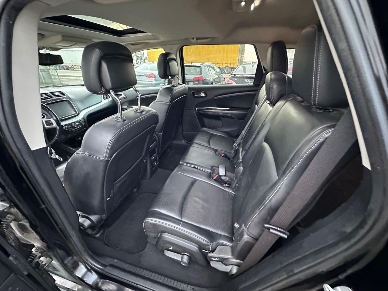 2014 Dodge Journey R/T, V6, LEATHER, NAVI, LOADED, ONLY 129KMS, CERT - Photo #11