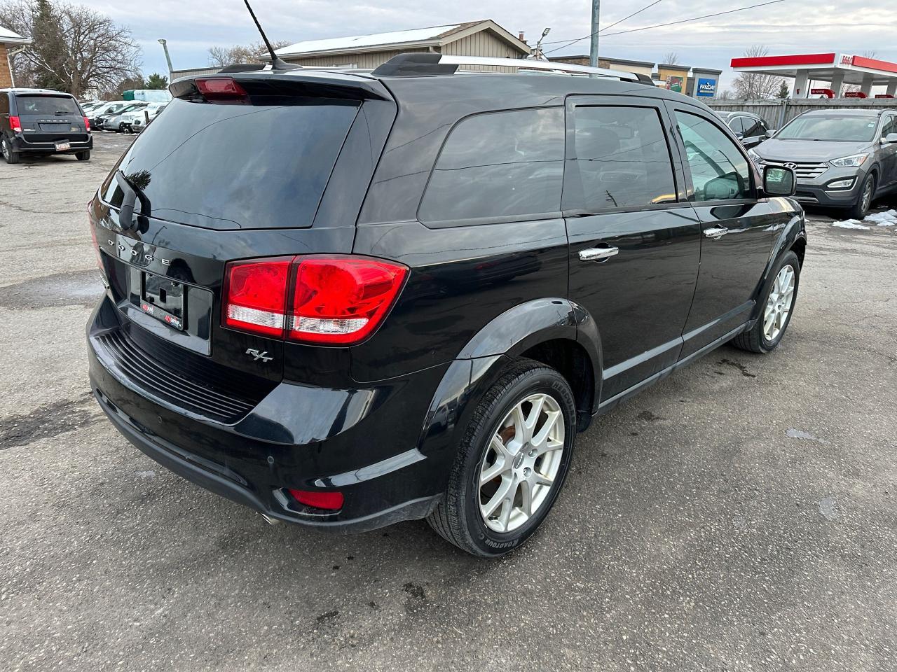 2014 Dodge Journey R/T, V6, LEATHER, NAVI, LOADED, ONLY 129KMS, CERT Photo4