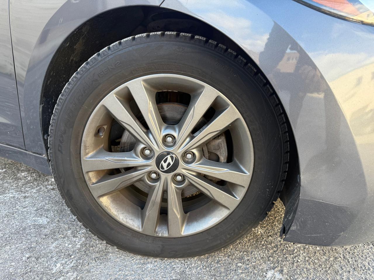 2018 Hyundai Elantra GL FWD *SAFETY INCL*WINTER TIRES* Photo