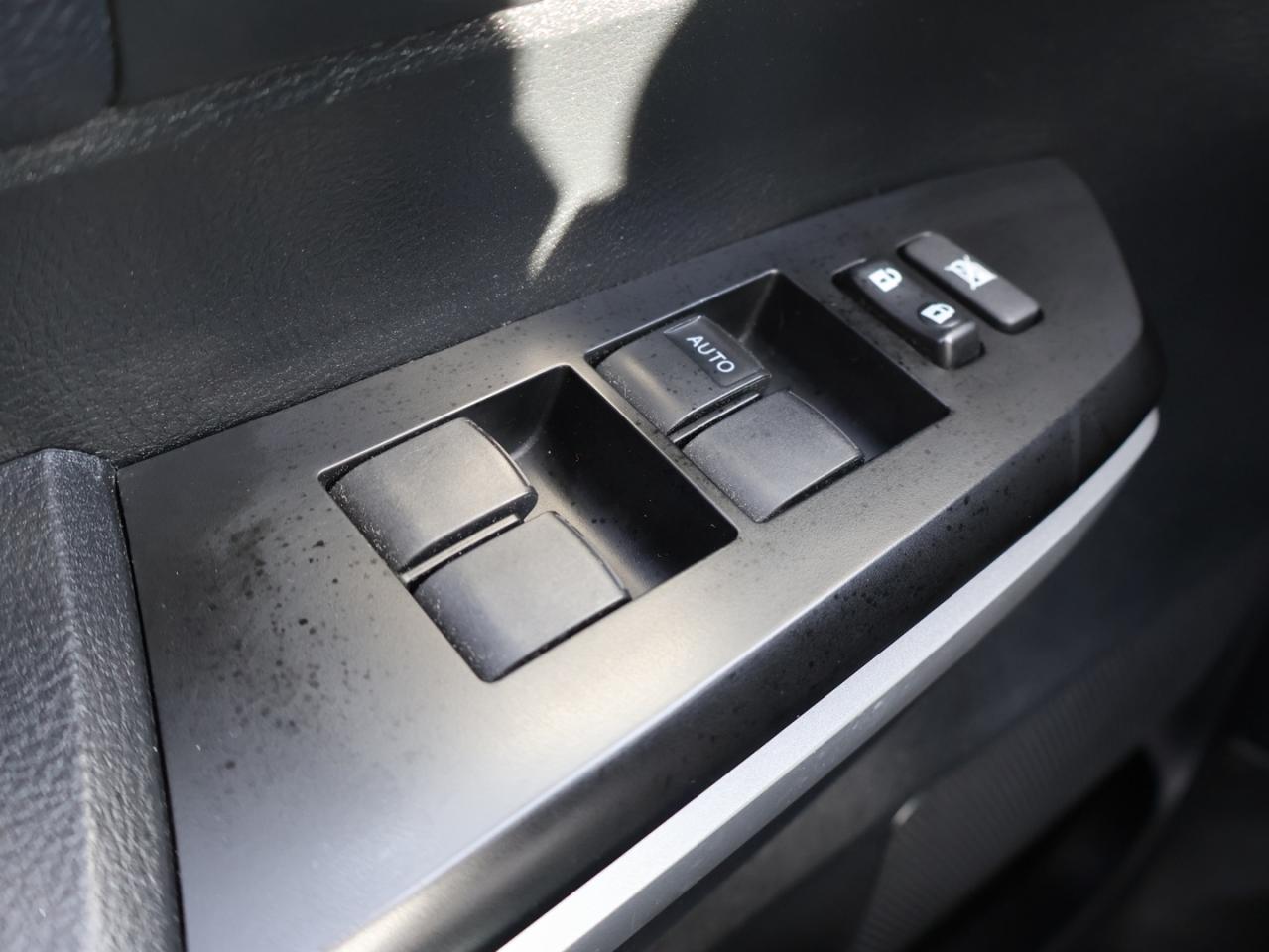 2017 Toyota Tundra SR5 4WD CERTIFIED *1 OWNER*ACCIDENT FREE* CAMERA BLUETOOTH HEATED SEATS SUNROOF CRUISE ALLOYS - Photo #24