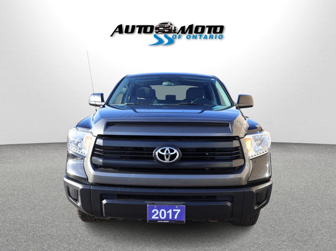 2017 Toyota Tundra V8 SR 4WD CERTIFIED *ACCIDENT FREE*TOYOTA MAINTAIN* CAMERA BLUETOOTH CRUISE ALLOYS - Photo #2