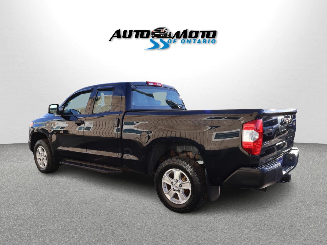 2017 Toyota Tundra V8 SR 4WD CERTIFIED *ACCIDENT FREE*TOYOTA MAINTAIN* CAMERA BLUETOOTH CRUISE ALLOYS Photo3