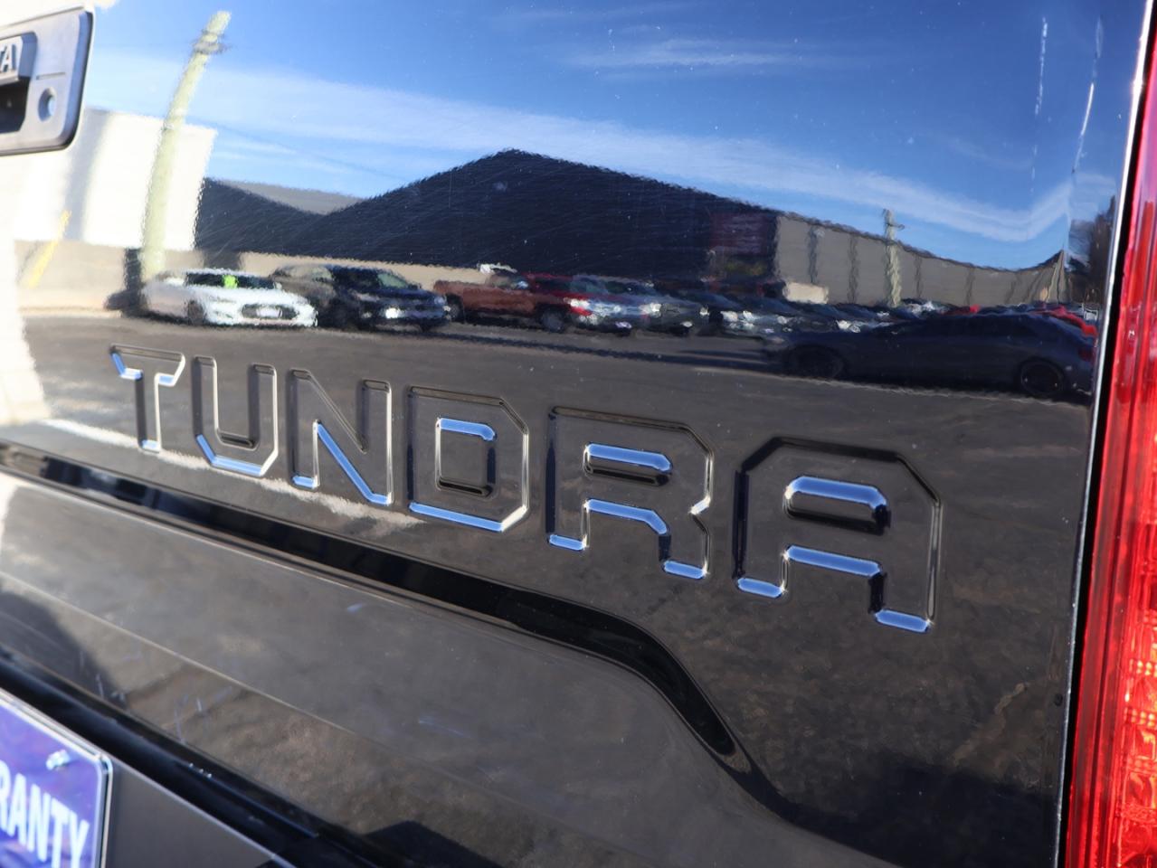 2017 Toyota Tundra V8 SR 4WD CERTIFIED *ACCIDENT FREE*TOYOTA MAINTAIN* CAMERA BLUETOOTH CRUISE ALLOYS - Photo #25