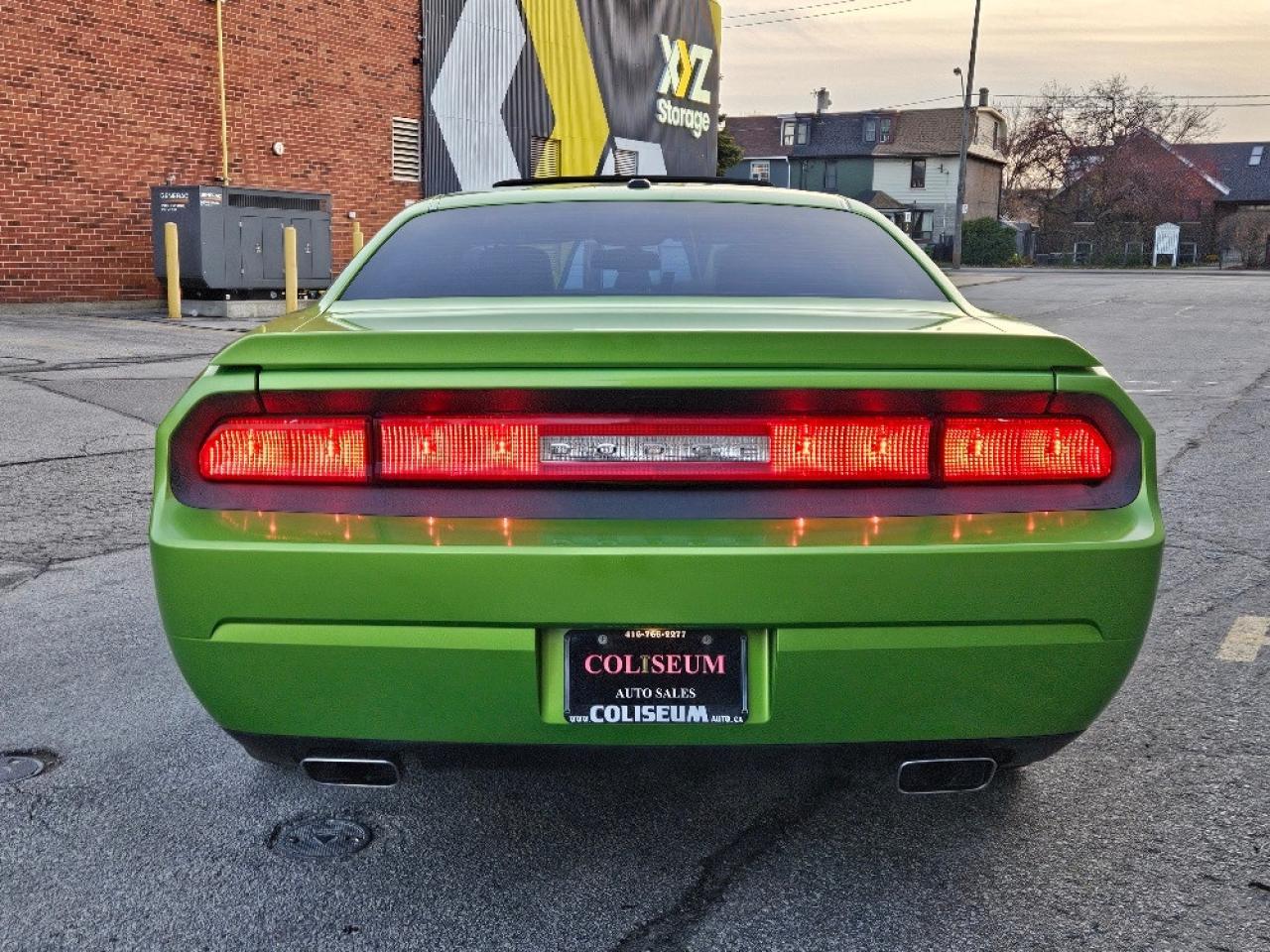 2011 Dodge Challenger R/T CLASSIC-HEMI V8-GREEN WITH ENVY Photo4