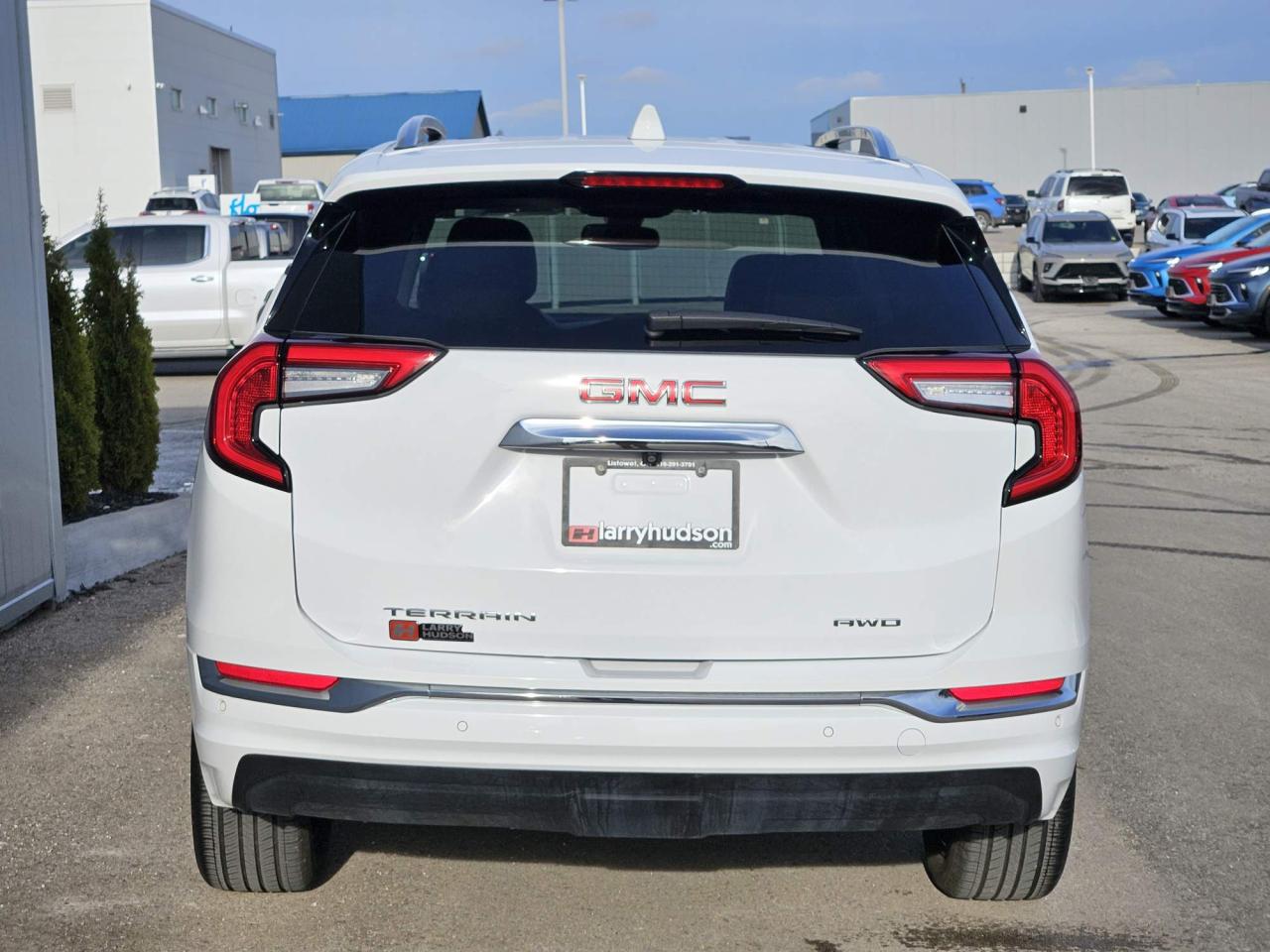 2024 GMC Terrain Denali One Owner | Leather | Navigation | Sunroof | 19" Wheels Photo