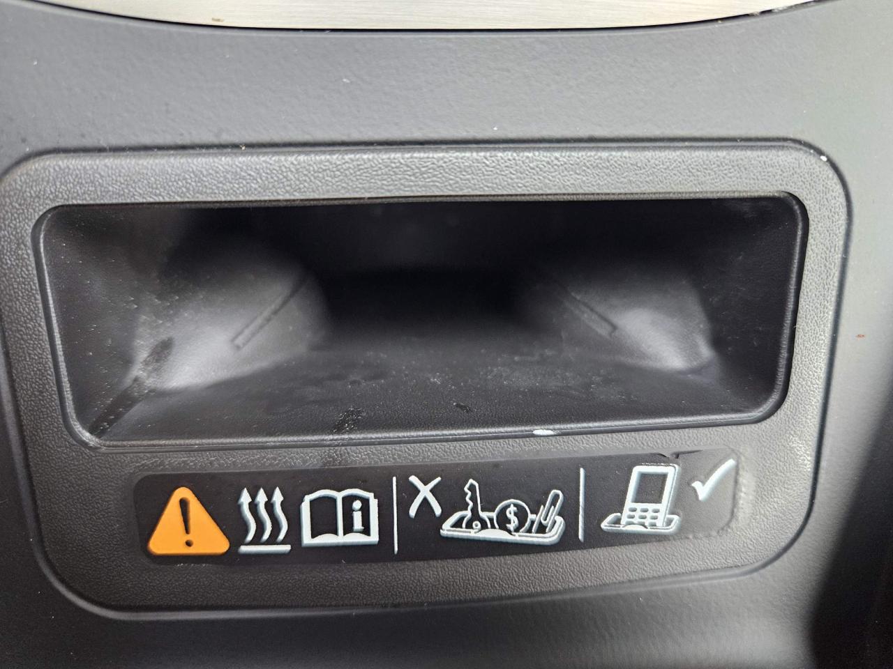 2024 GMC Terrain Denali One Owner | Leather | Navigation | Sunroof | 19" Wheels Photo