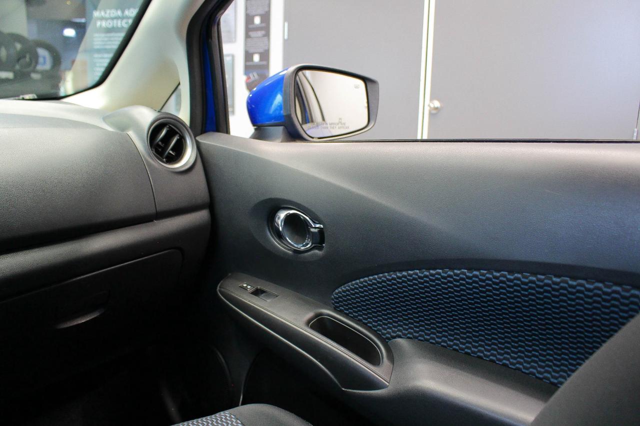 2017 Nissan Versa Note 1.6 S FWD - HEATED FRONT SEATS - CLOTH UPHOLSTERY Photo