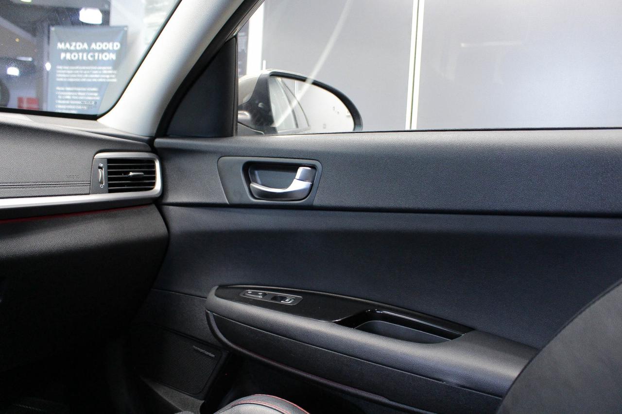 2019 Kia Optima SX Turbo TURBO ENGINE - HARMAN KARDON AUDIO - NAVIGATION Photo