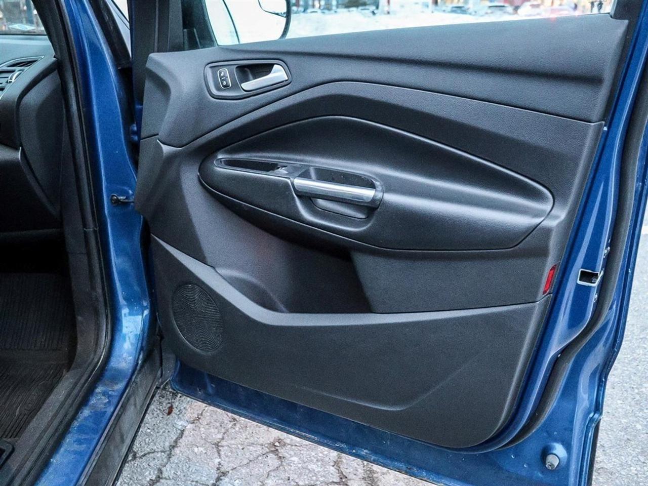 2018 Ford Escape Titanium 4WD Photo