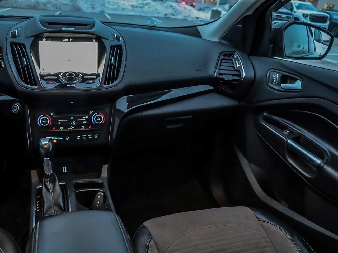 2018 Ford Escape Titanium 4WD Photo