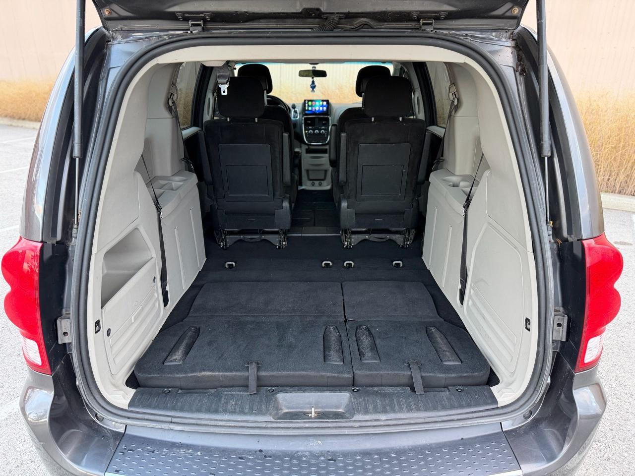 2016 Dodge Grand Caravan CANADA VALUE PACKAGE - Photo #11