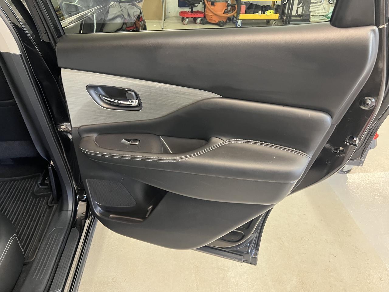 2018 Nissan Murano AWD PLATINUM Photo