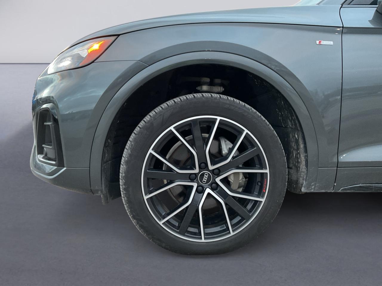 2022 Audi Q5 2.0T Progressiv! S-Line! Great kms! Certified! Photo