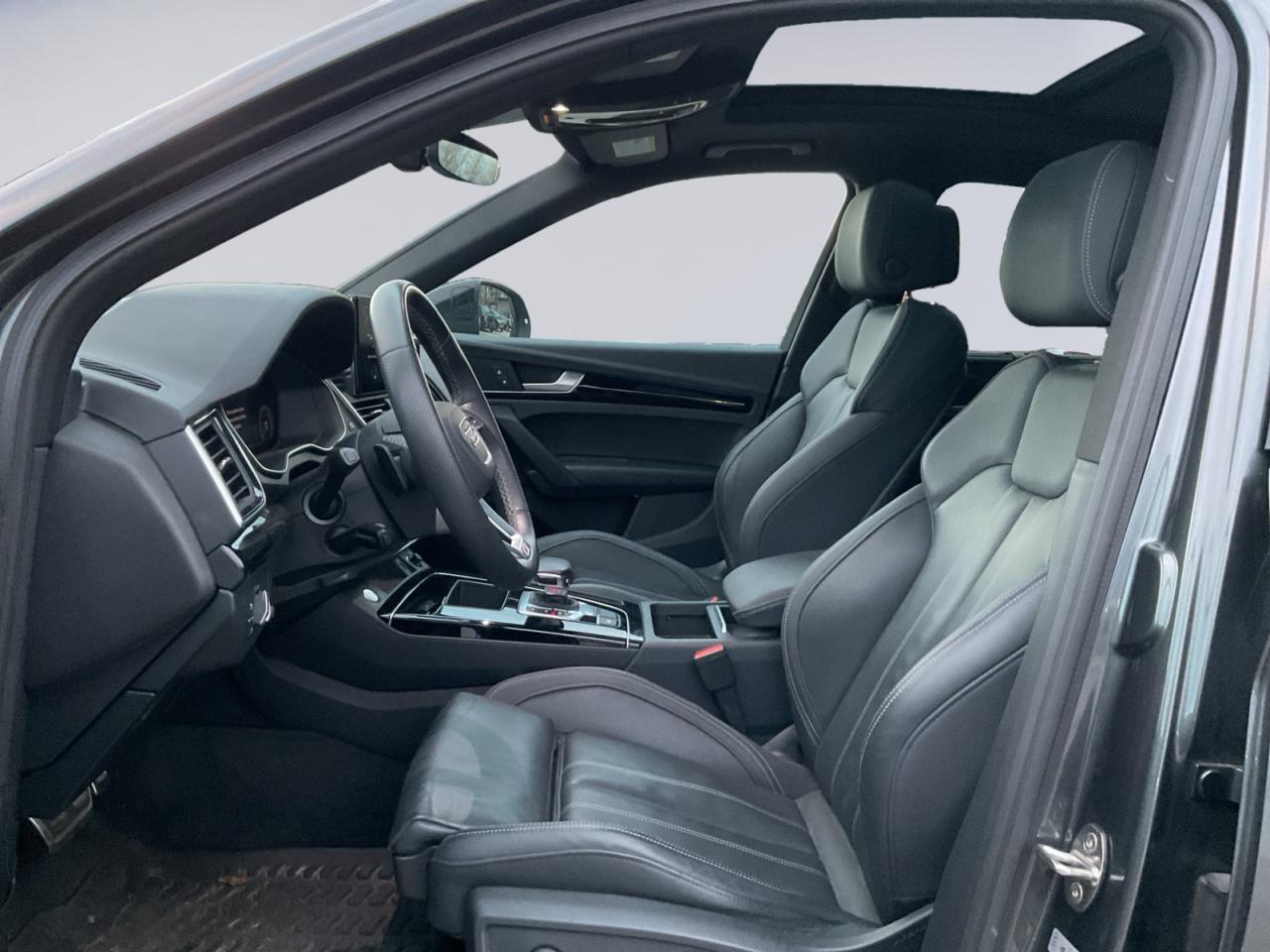 2022 Audi Q5 2.0T Progressiv! S-Line! Great kms! Certified! Photo