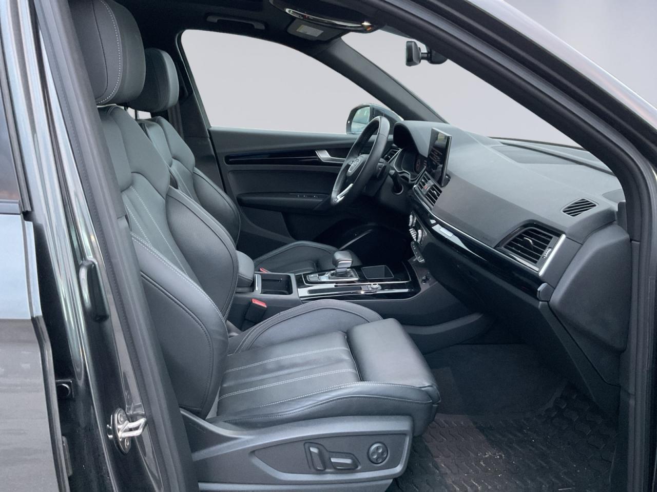 2022 Audi Q5 2.0T Progressiv! S-Line! Great kms! Certified! Photo