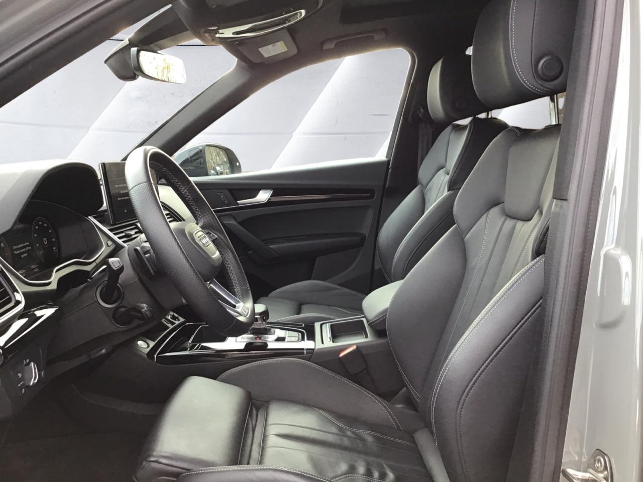 2022 Audi Q5 Sportback 2.0T Progressiv + S-Line Bk Pkg | 20" Wheels Photo