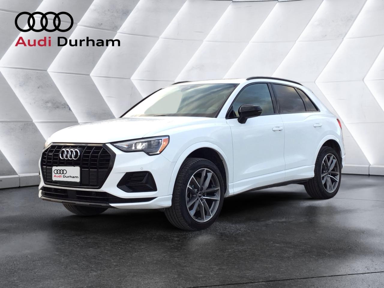 2022 Audi Q3 2.0T Komfort + Vorsprung Edition Pkg Photo0