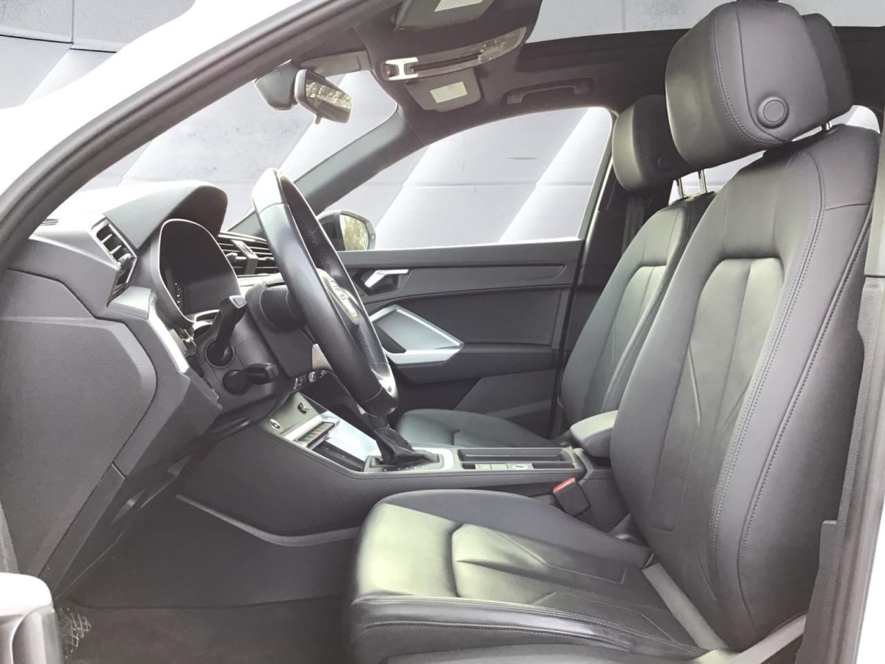 2022 Audi Q3 2.0T Komfort + Vorsprung Edition Pkg Photo