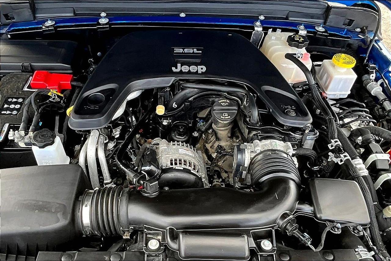 2021 Jeep Gladiator Rubicon |Heated Leather |BedLiner |Alpine NAV |4X4 Photo