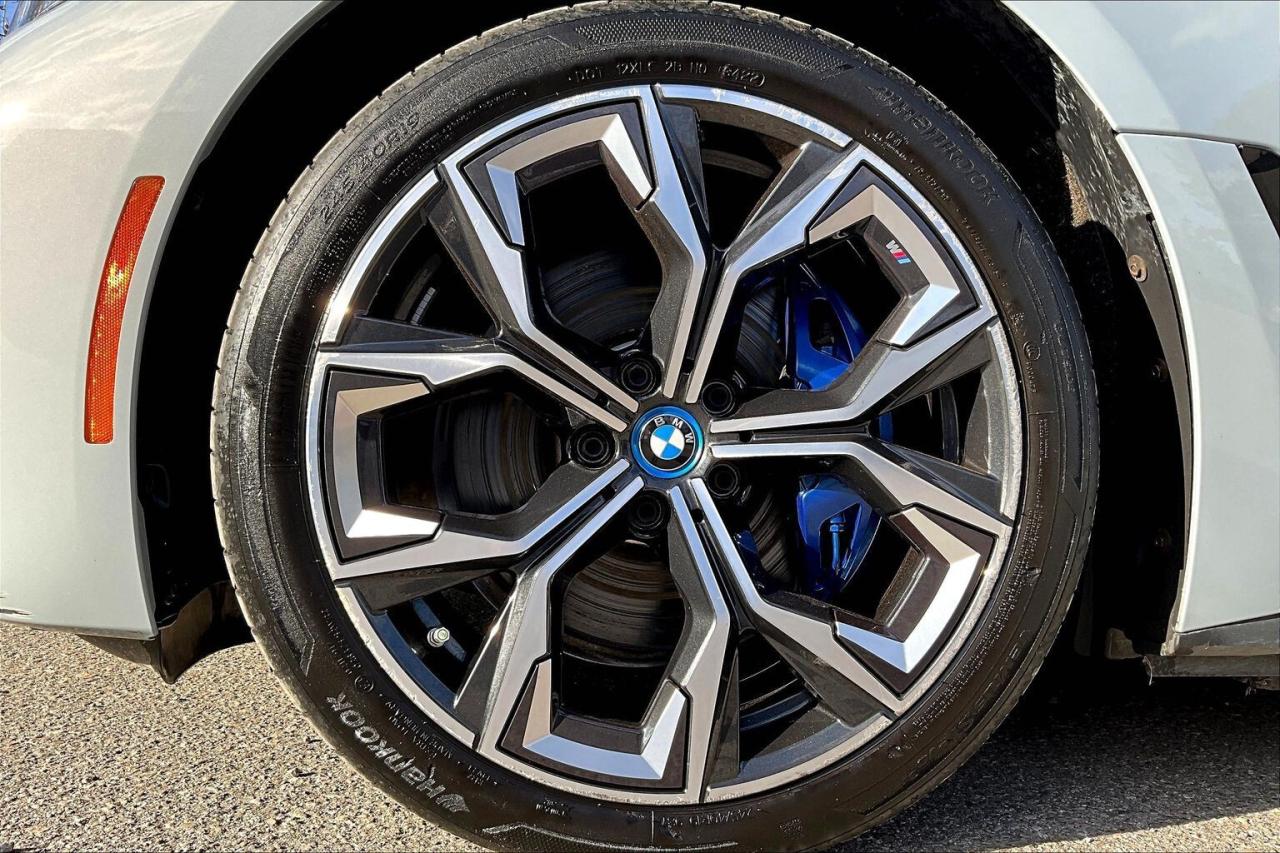 2023 BMW i4 M50 Gran Coupe EV | Premium Essential | AWD Photo
