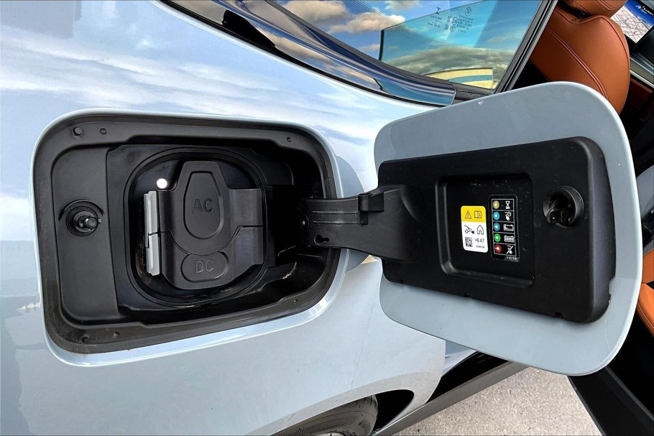 2023 BMW i4 M50 Gran Coupe EV | Premium Essential | AWD Photo