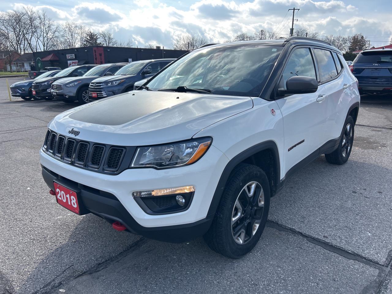 2018 Jeep Compass TRAILHAWK, CLEAN CARFAX, LEATHER, REMOTE START! - Photo #2