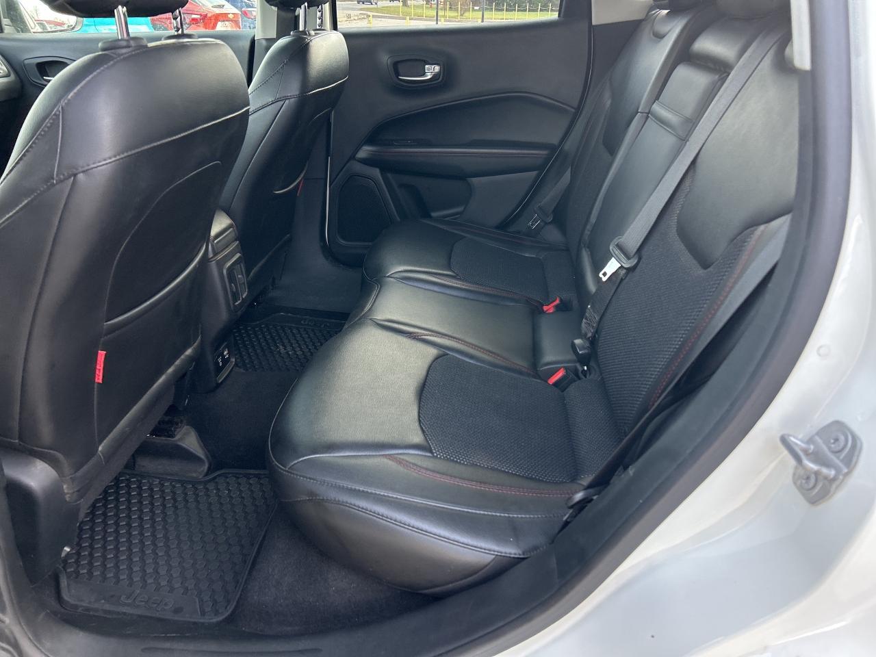 2018 Jeep Compass TRAILHAWK, CLEAN CARFAX, LEATHER, REMOTE START! - Photo #12