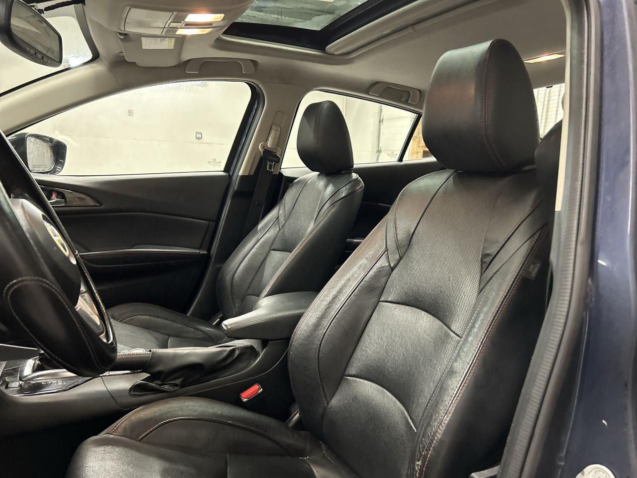 2015 Mazda MAZDA3 GT LUXURY | HTD LEATHER | SUNROOF | NAV | REAR CAM Photo