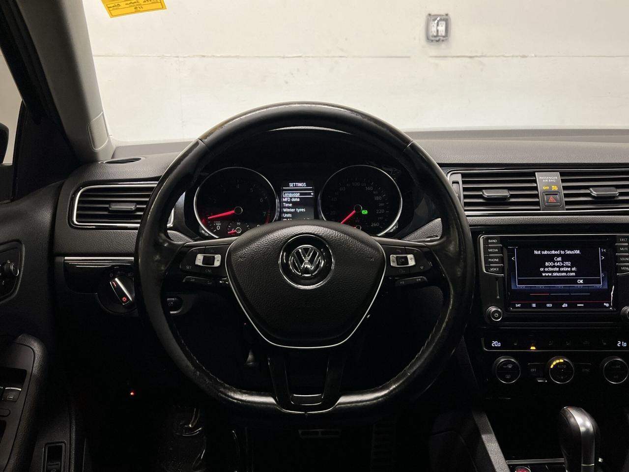 2017 Volkswagen Jetta WOLFSBURG | SUNROOF |HTD SEATS |CARPLAY | REAR CAM Photo
