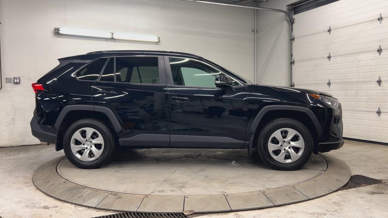 2020 Toyota RAV4 AWD |ONLY 60,000KMS| HTD SEATS |CARPLAY |BLUETOOTH Photo