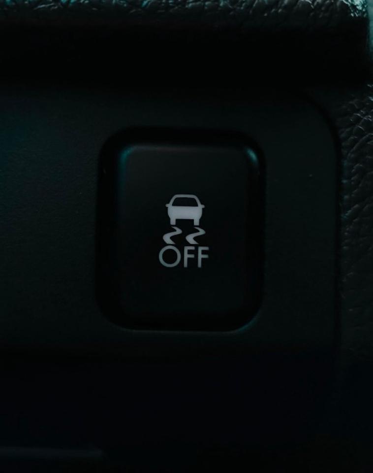 2012 Subaru Impreza 2.0i Premium PZEV 4dr Hatchback AWD (2.0L 4cyl CVT) Photo