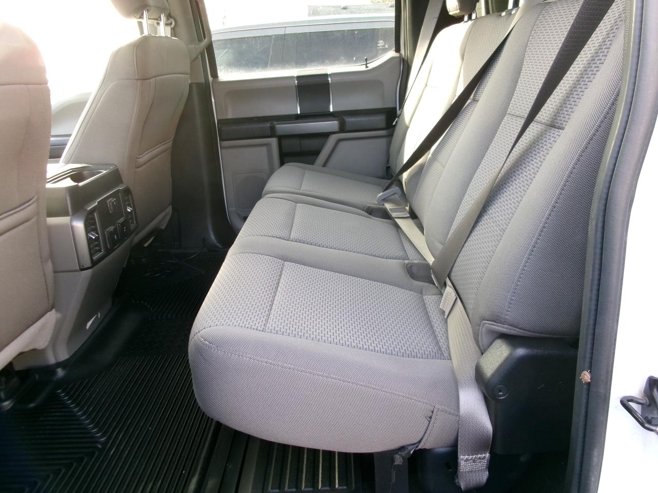 2019 Ford SUPER DUTY F-250 SRW XLT  4x4 Crew Cab - Photo #9