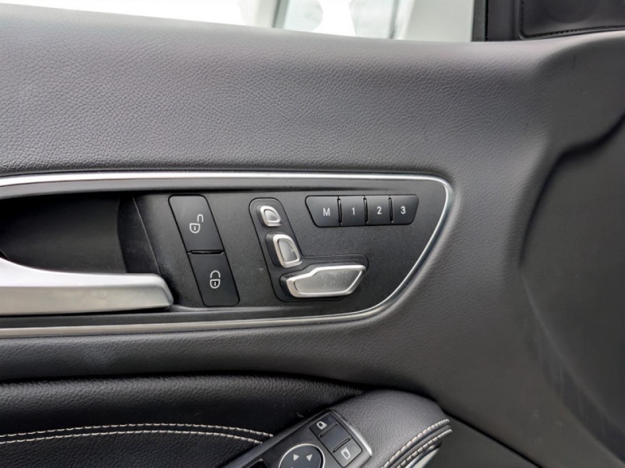 2018 Mercedes-Benz CLA-Class 250 4MATIC®  **ULTRA LOW KMS** Photo