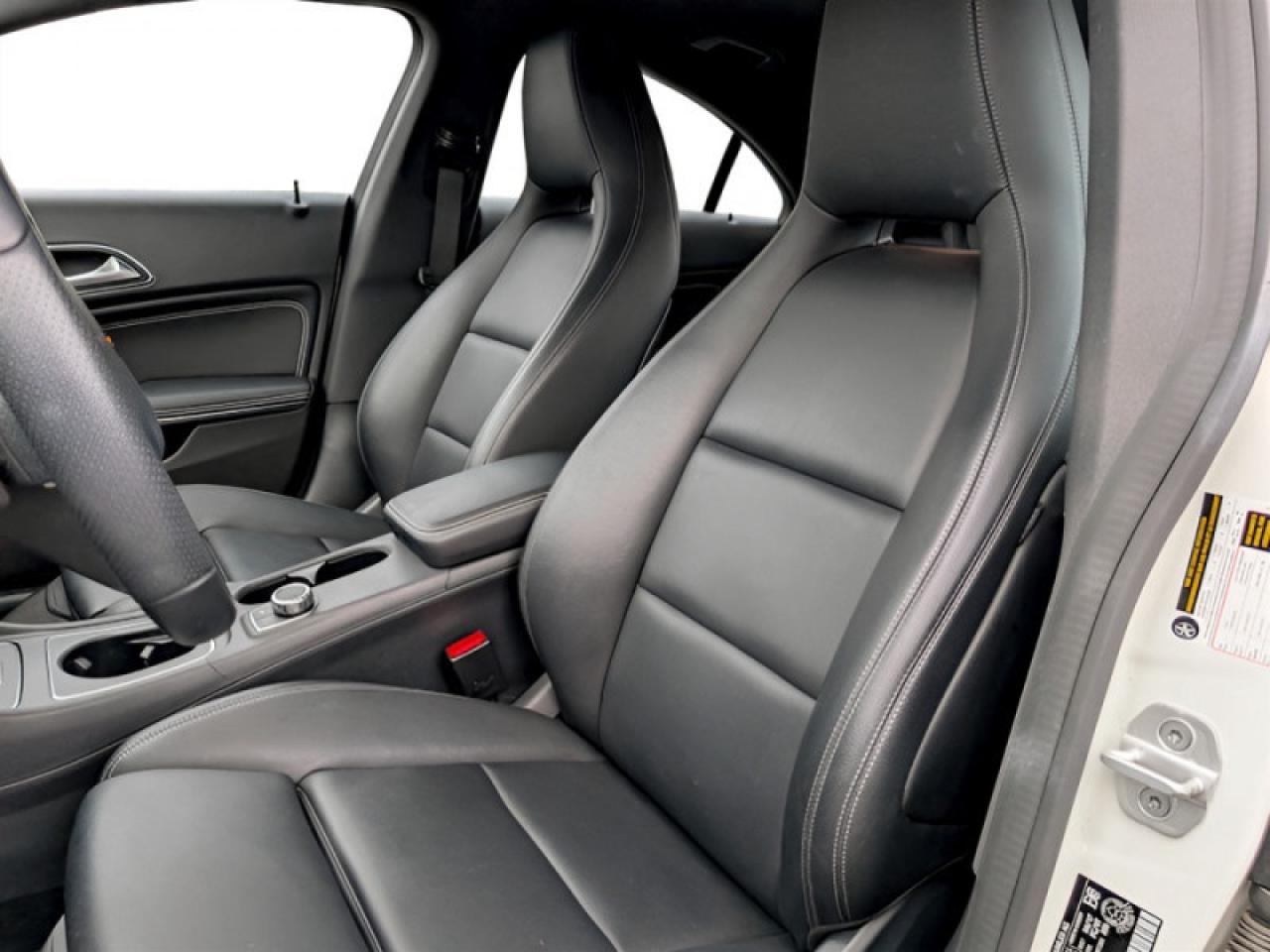 2018 Mercedes-Benz CLA-Class 250 4MATIC®  **ULTRA LOW KMS** Photo