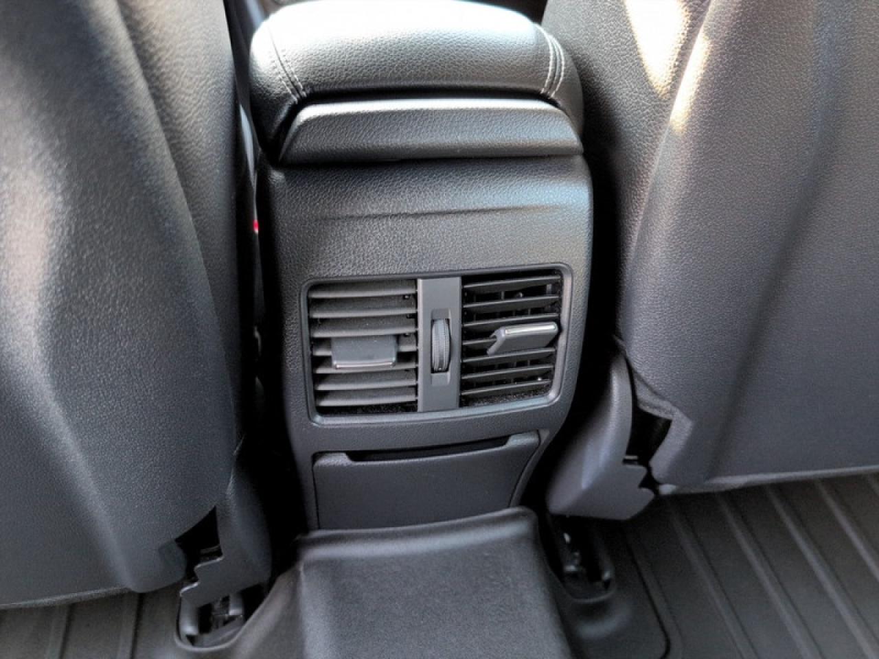 2018 Mercedes-Benz CLA-Class 250 4MATIC®  **ULTRA LOW KMS** Photo