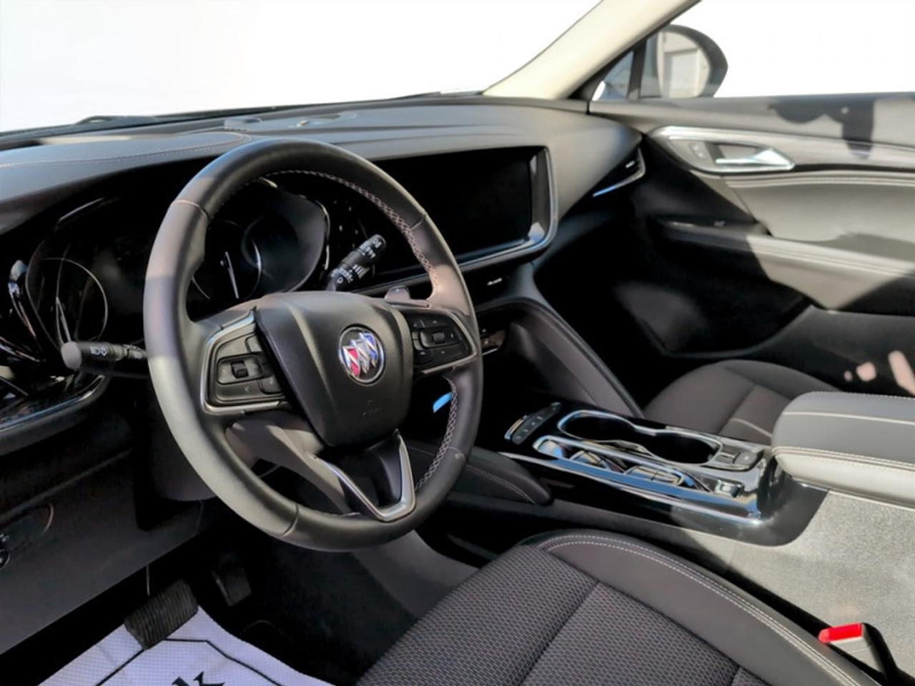 2023 Buick Envision Preferred   **CLEAN CF - LOW KMS** Photo