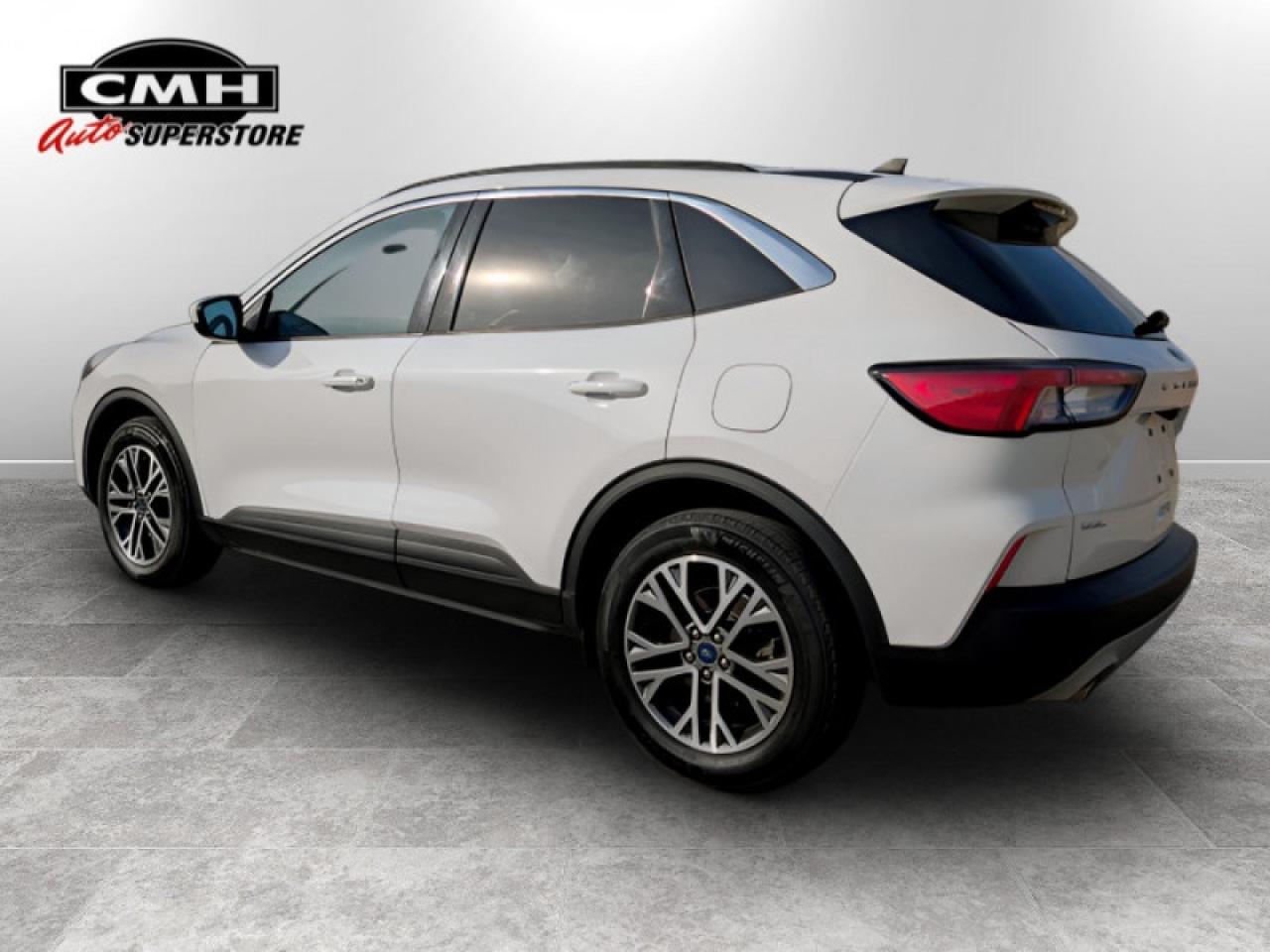 2021 Ford Escape SEL Photo