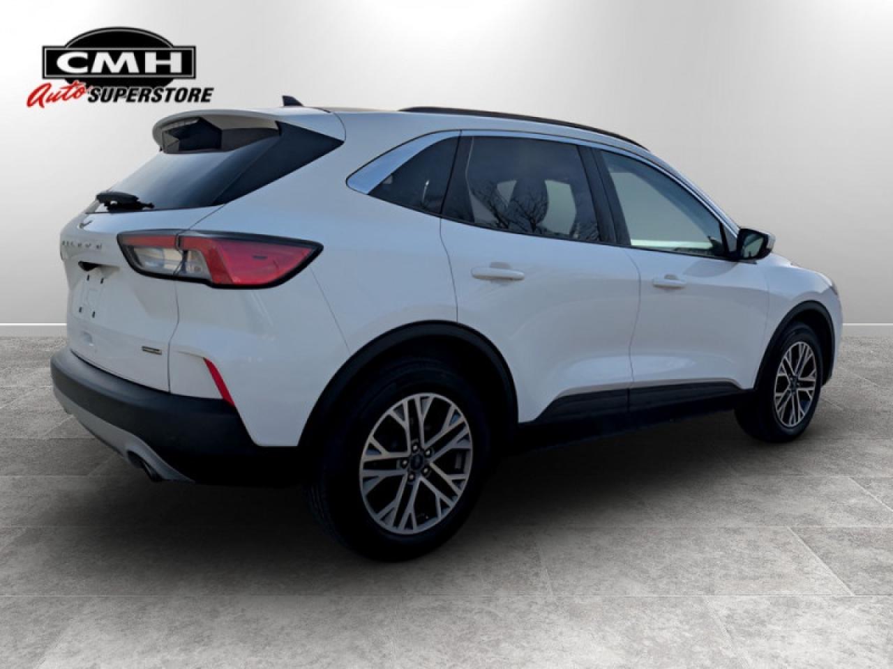 2021 Ford Escape SEL Photo