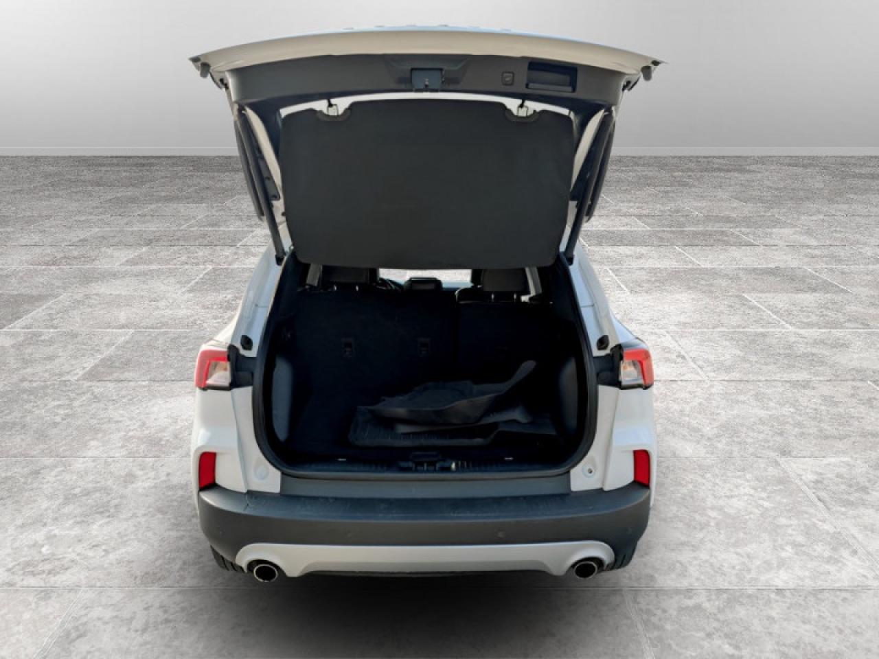 2021 Ford Escape SEL Photo