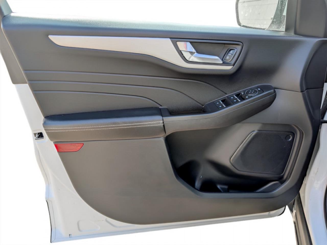 2021 Ford Escape SEL Photo