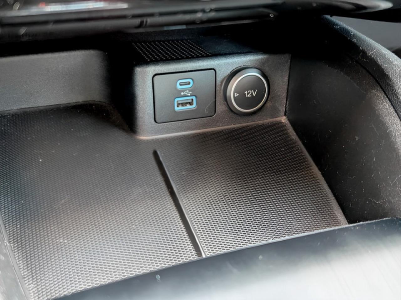 2021 Ford Escape SEL Photo