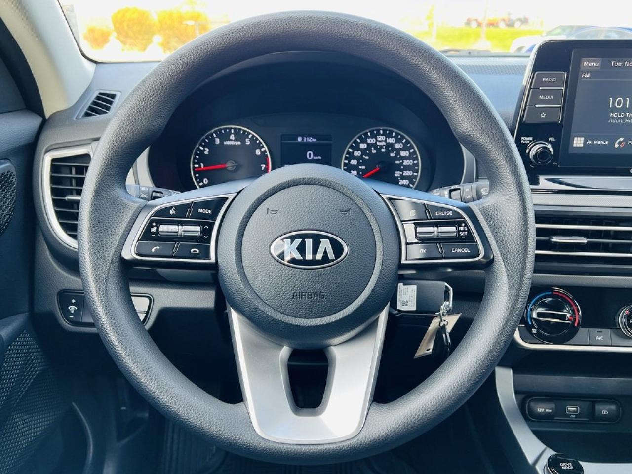 2021 Kia Seltos LX Photo