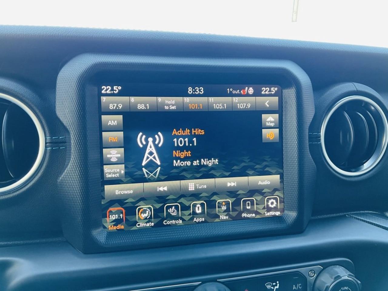 2022 Jeep Wrangler 4xe Unlimited Rubicon Photo