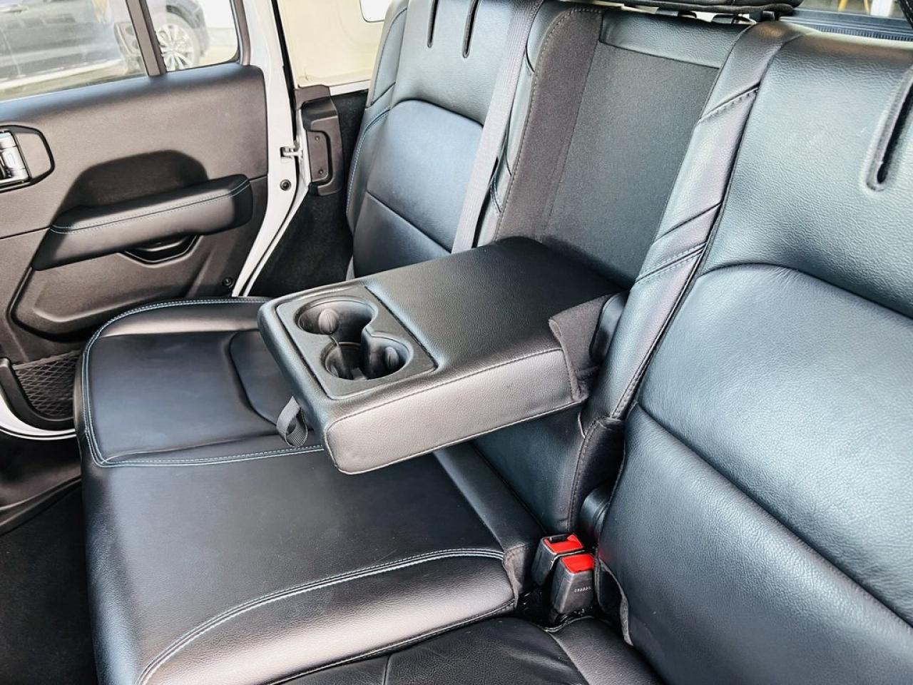 2022 Jeep Wrangler 4xe Unlimited Rubicon Photo