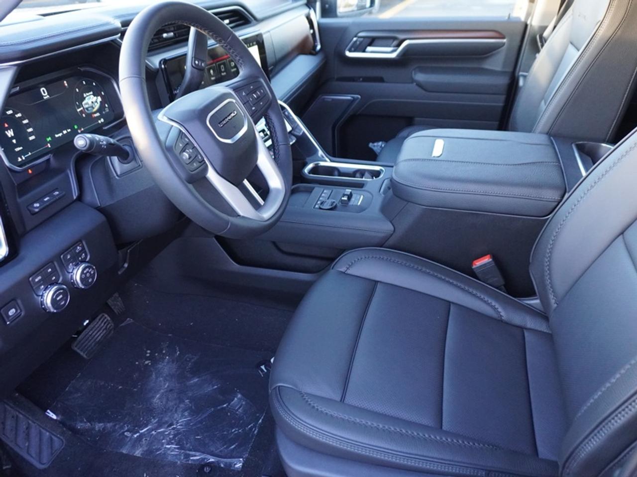 2026 GMC Sierra 2500 HD Denali  - Leather Seats Photo