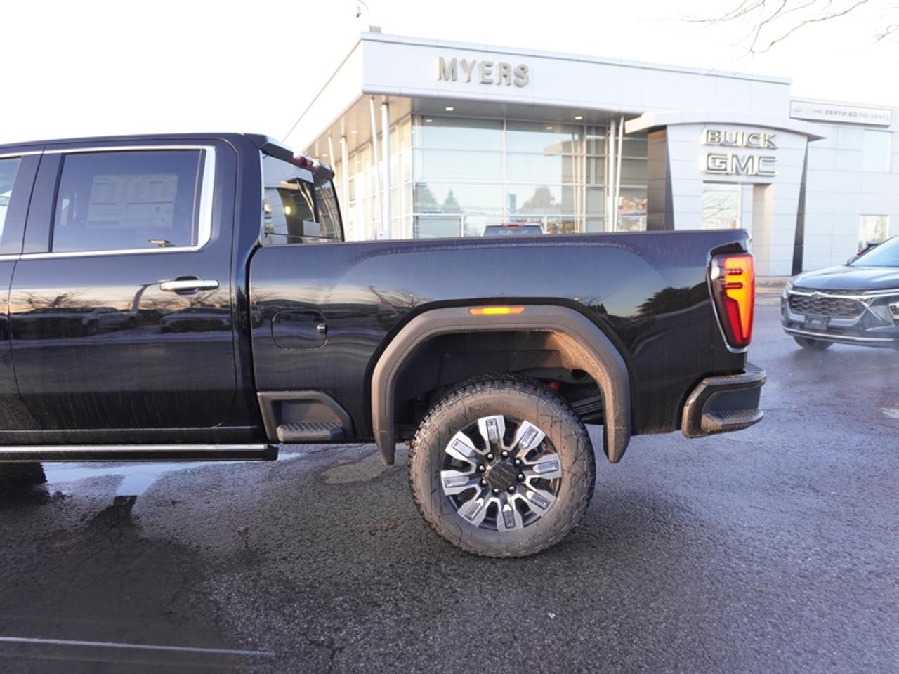 2026 GMC Sierra 2500 HD Denali  - Leather Seats Photo
