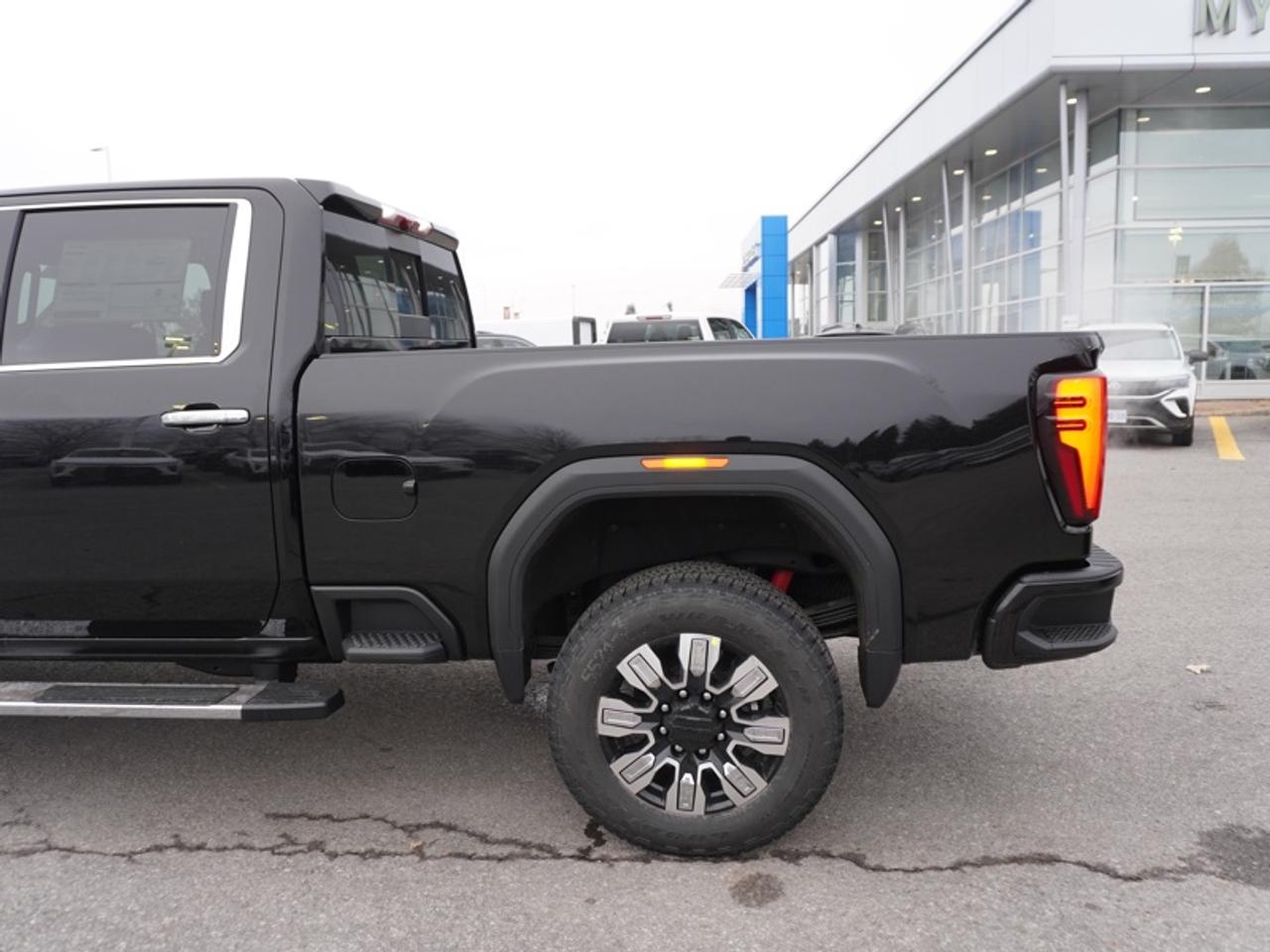 2026 GMC Sierra 2500 HD Denali  - Leather Seats Photo
