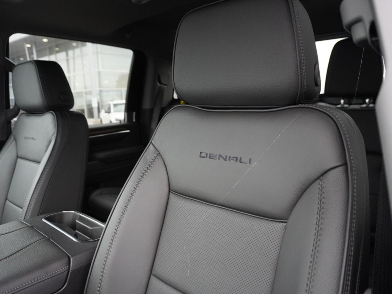 2026 GMC Sierra 2500 HD Denali  - Leather Seats Photo