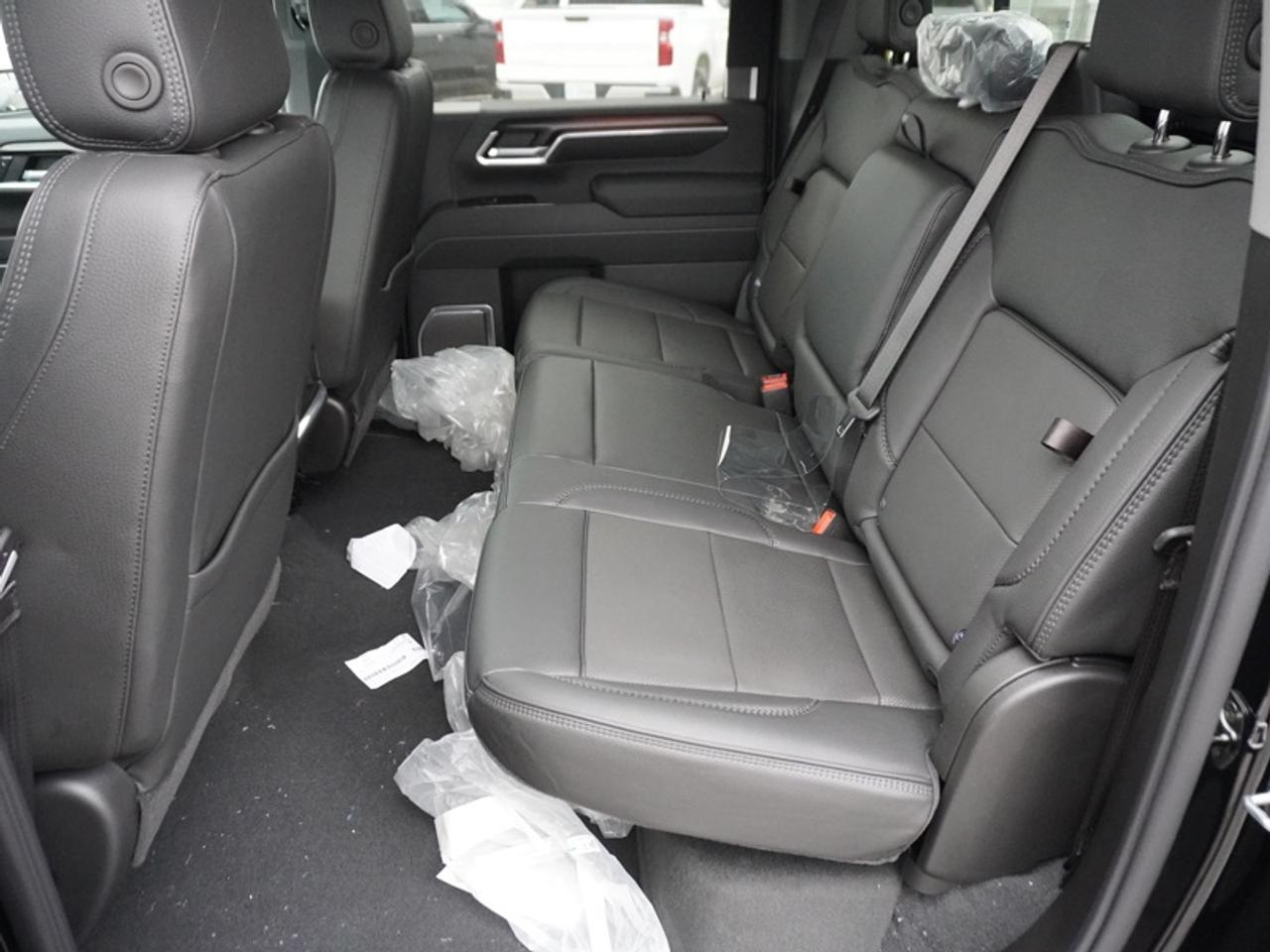 2026 GMC Sierra 2500 HD Denali  - Leather Seats Photo